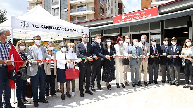 Karşıyaka’nın yeni kütüphanesi açıldı